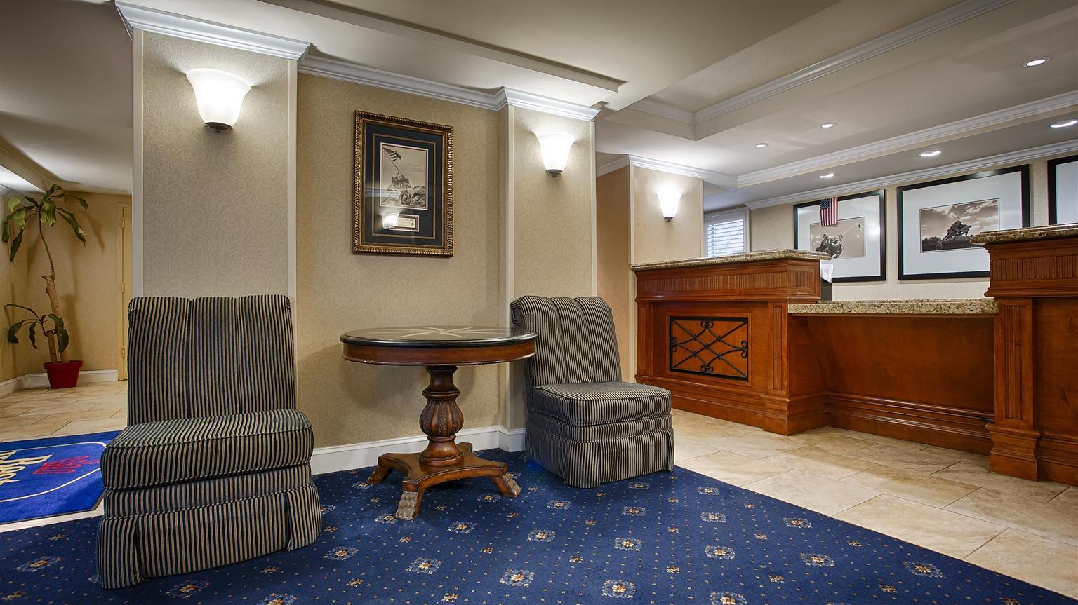 Quality Inn Iwo Jima Арлингтън Екстериор снимка